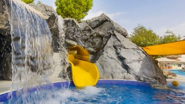 🌴 Habtoor Grand Resort, Autograph Collection – Dubai, UAE 🇦🇪Luxury Beachfront Escape | Weekly Resort Getaway (Deposit to Book) Includes: Refundable concierge deposit, private 30-minute planning call to finalize availability, pricing, and travel details.