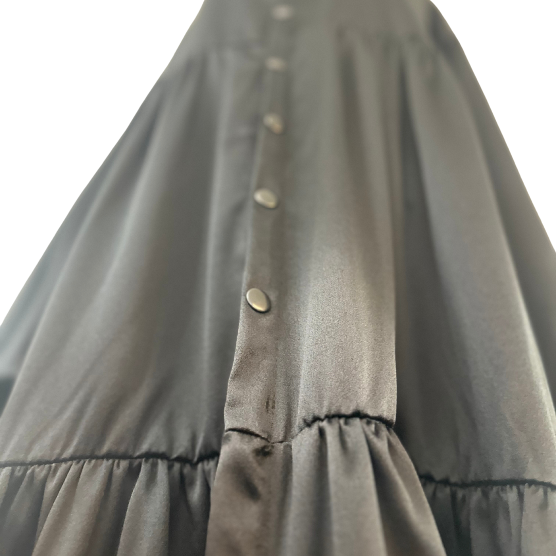 CREPE SATIN TIERED ABAYA